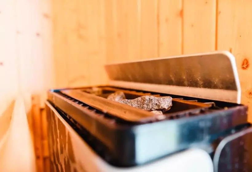 Oliven & Genusshotel Hirzer