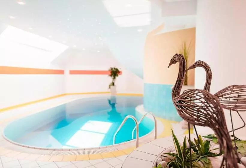 Oliven & Genusshotel Hirzer