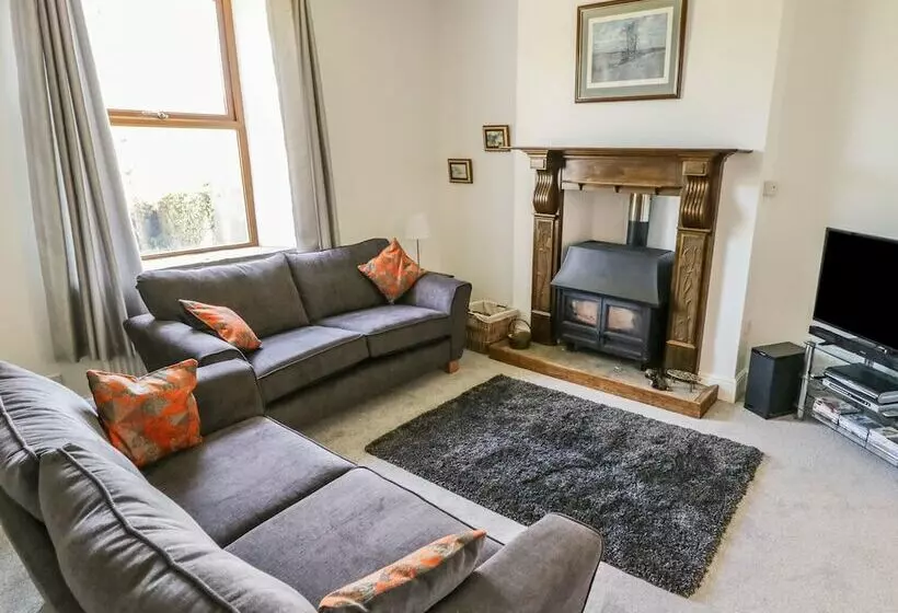 Carr House