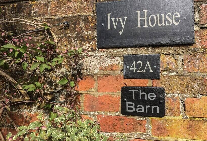 Ivy House Barn