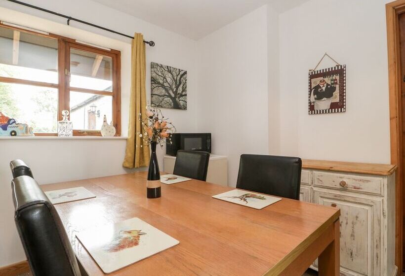 The Old Goat Barn At Trout Cottage