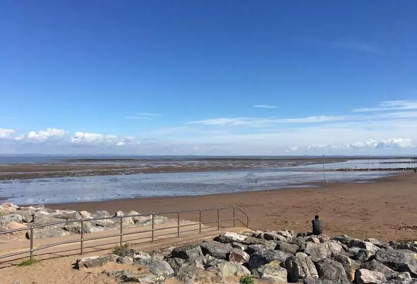 3 Old Police Station