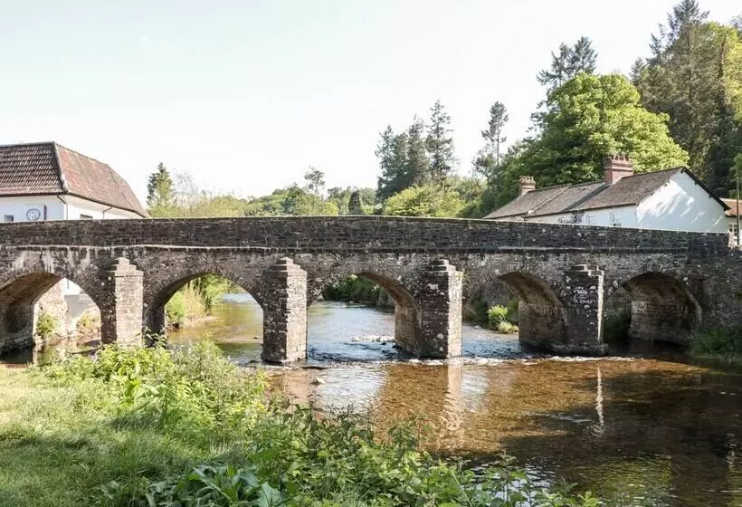 3 Old Police Station