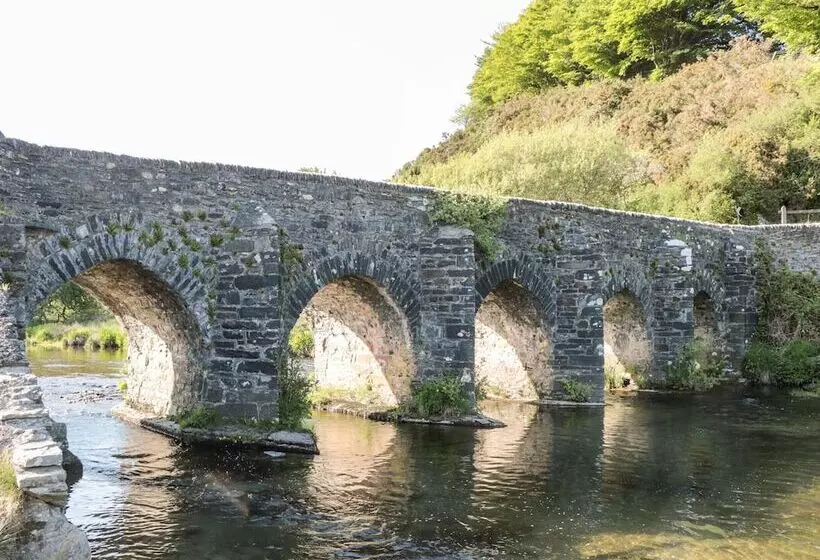 3 Old Police Station