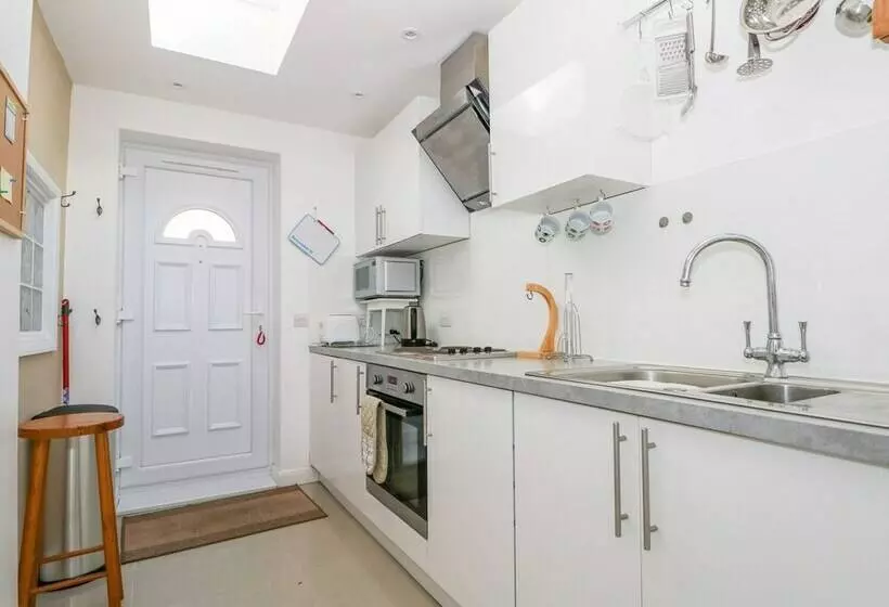 5 Firle Road Annexe