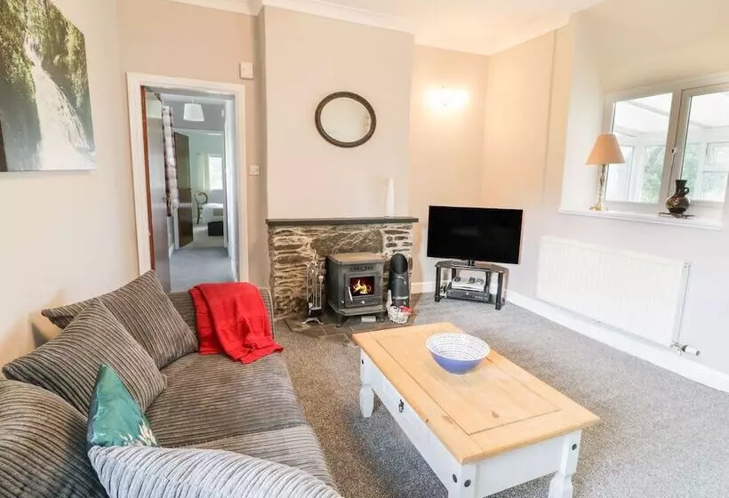 Dyffryn Bach