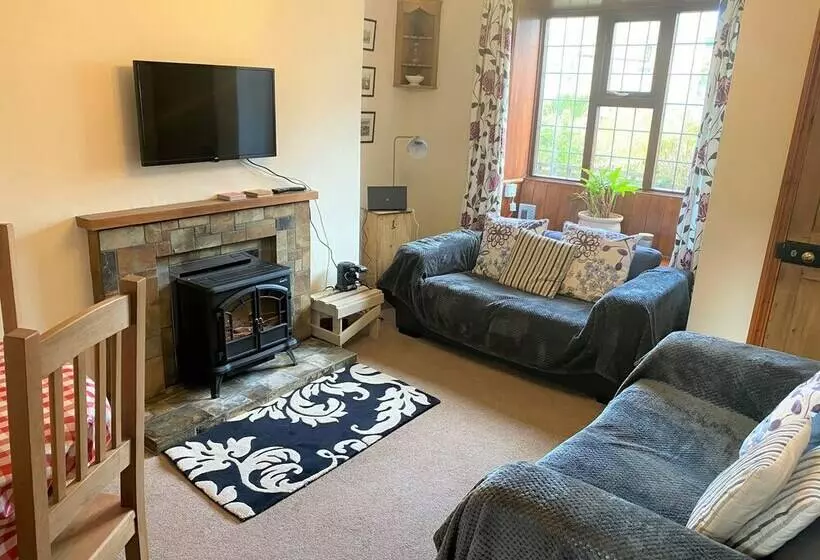 Lion Cottage