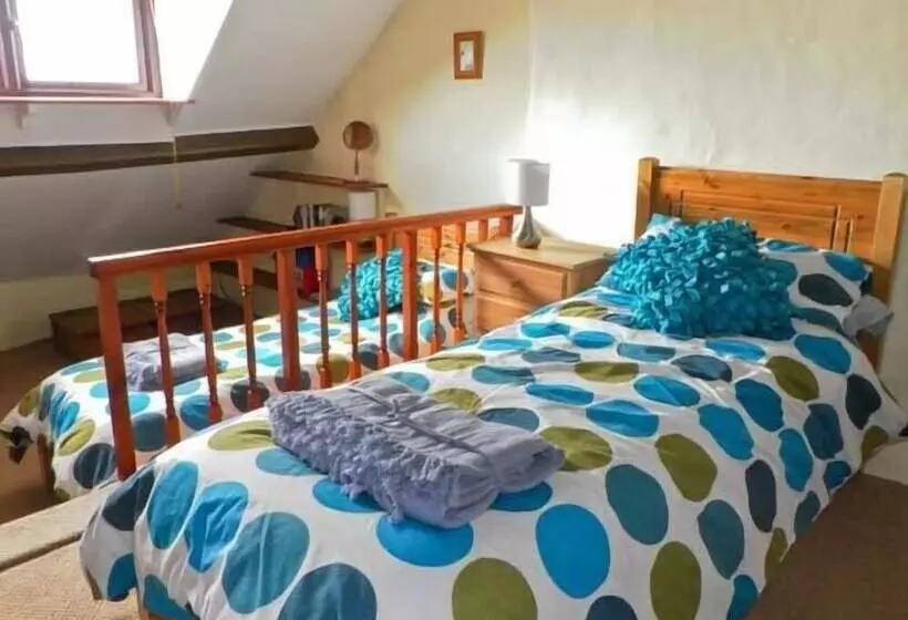 Lion Cottage