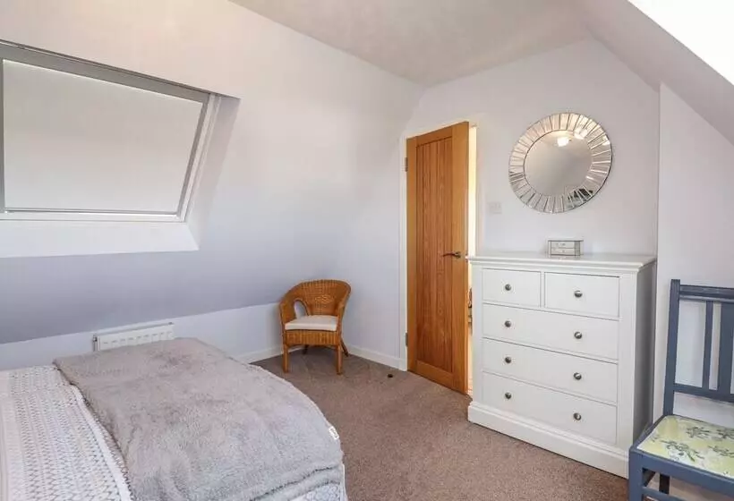 Sealladh An Locha Cottage