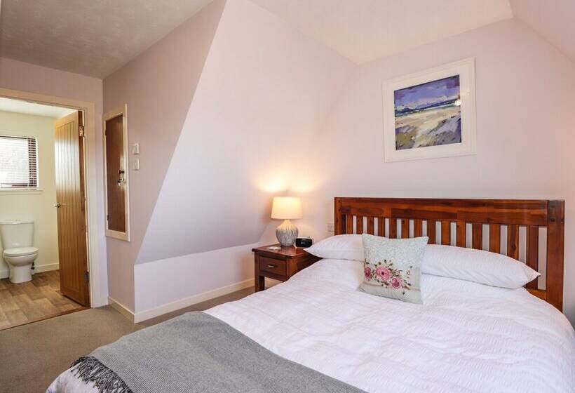 Sealladh An Locha Cottage