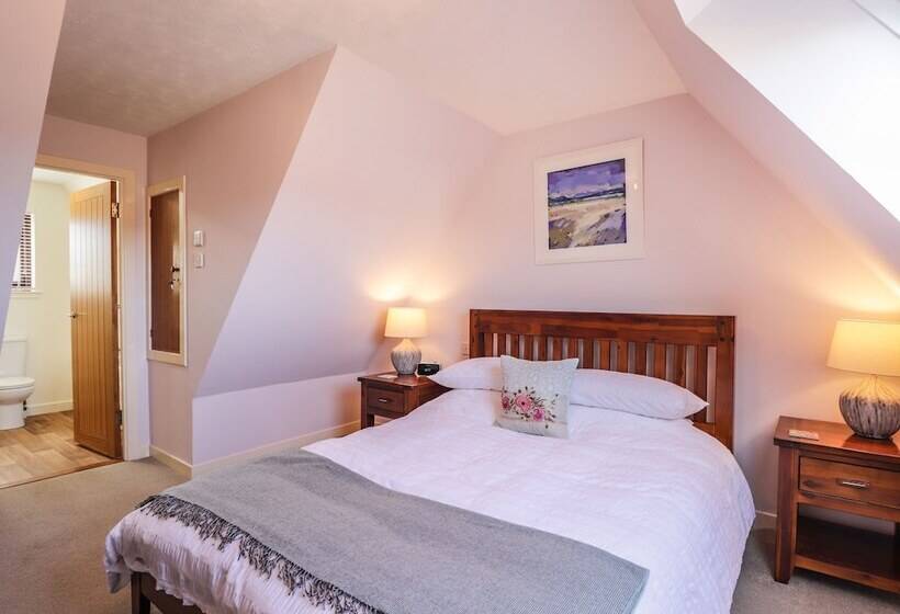 Sealladh An Locha Cottage