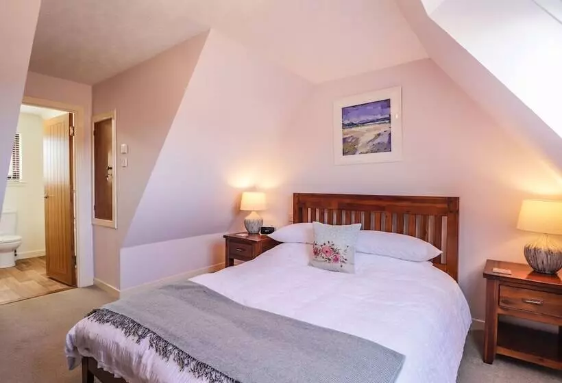 Sealladh An Locha Cottage