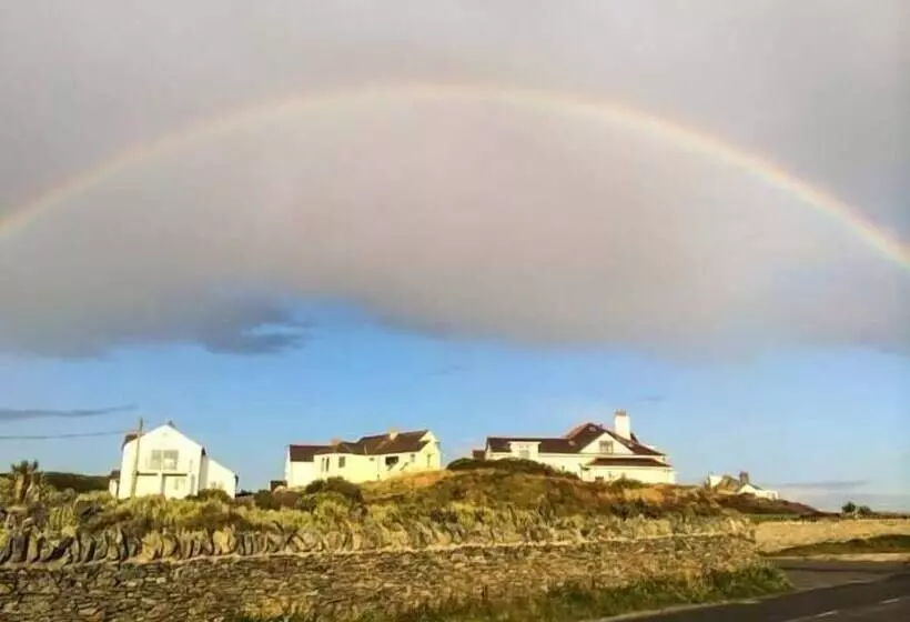 Ty R Enfys Bach   Upper