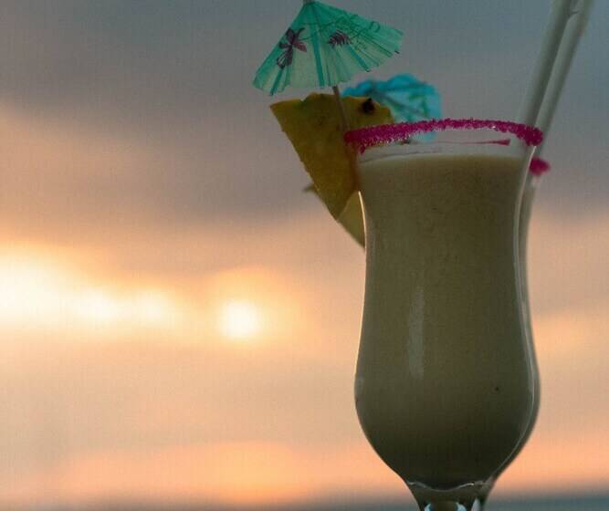 Afreeka Beach Hostel & Music Bar