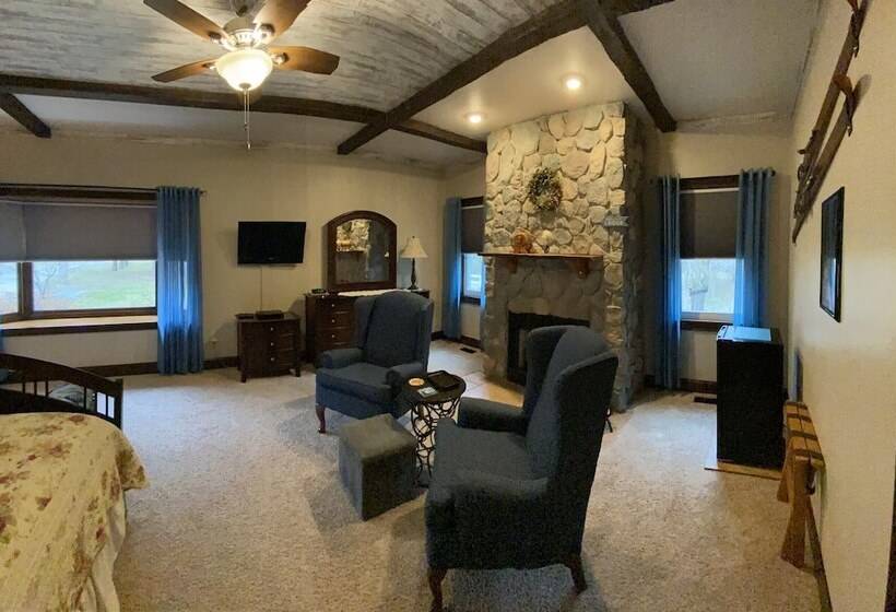 Black River Inn Bed And Breakfast