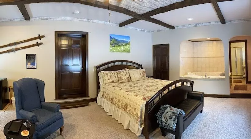 Black River Inn Bed And Breakfast