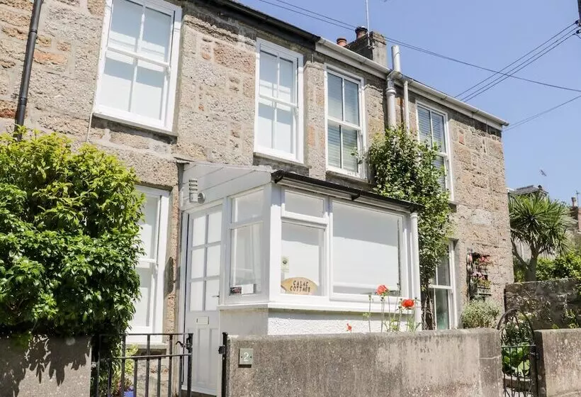 Calac Cottage