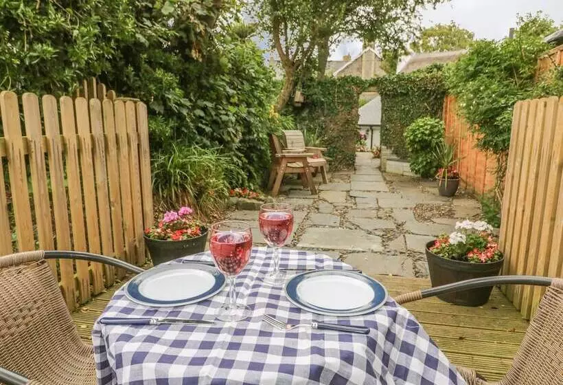 Easterly Cottage
