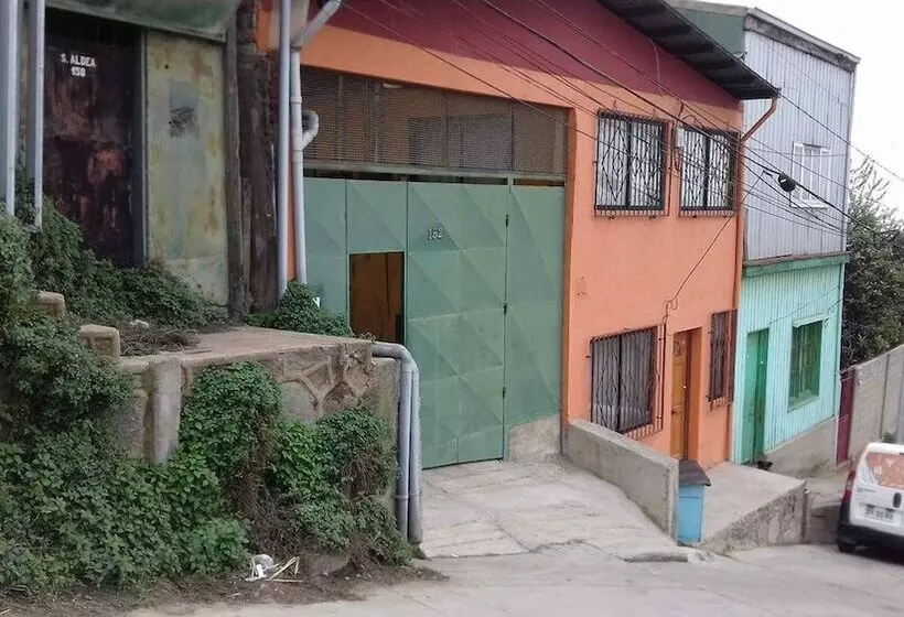 Hostal Sargento Del Mar