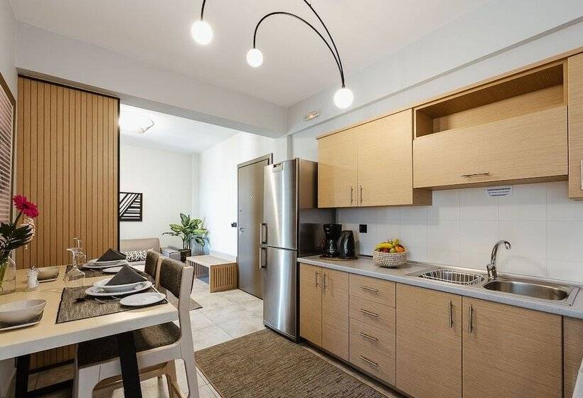 هتل Andrew S Luxury Residence