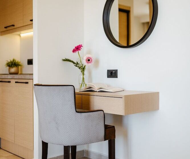 هتل Andrew S Luxury Residence