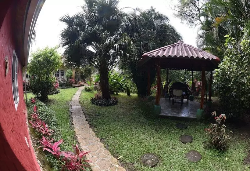 Hotelli Cabaña Villa Victoria