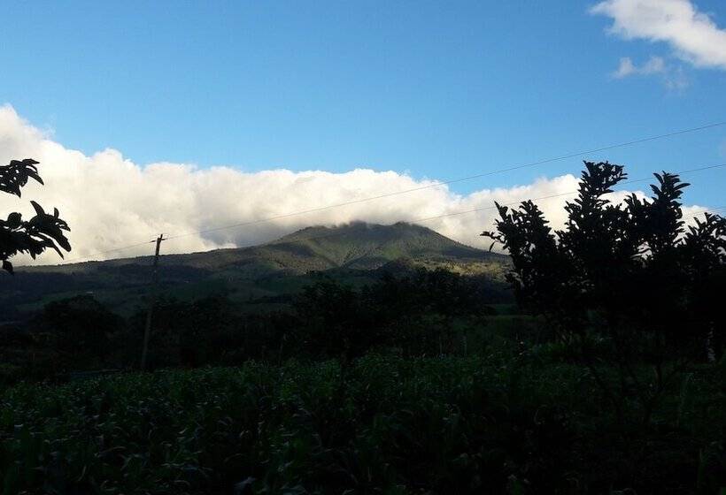 هتل Eco Granja Don Lolo