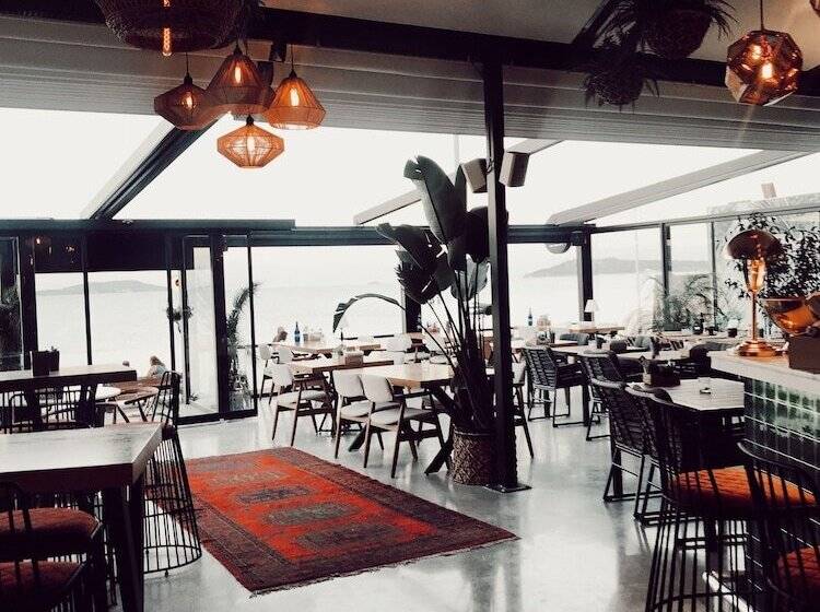 فندق Fermaki Rooms   Adults Only