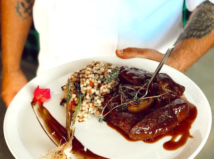 فندق Fermaki Rooms   Adults Only