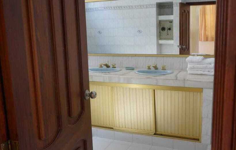 Отель Garzoquil