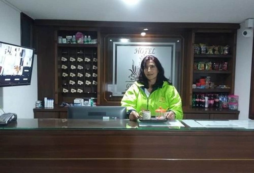 ホテル Gran Castell