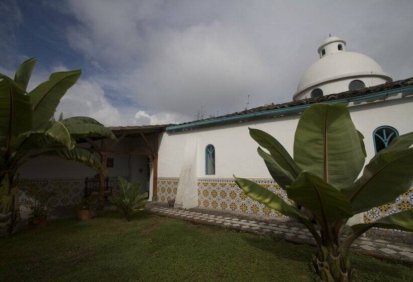 Hotel Las Palmeras Inn