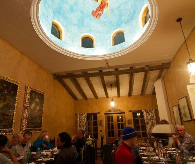 Hotel Las Palmeras Inn