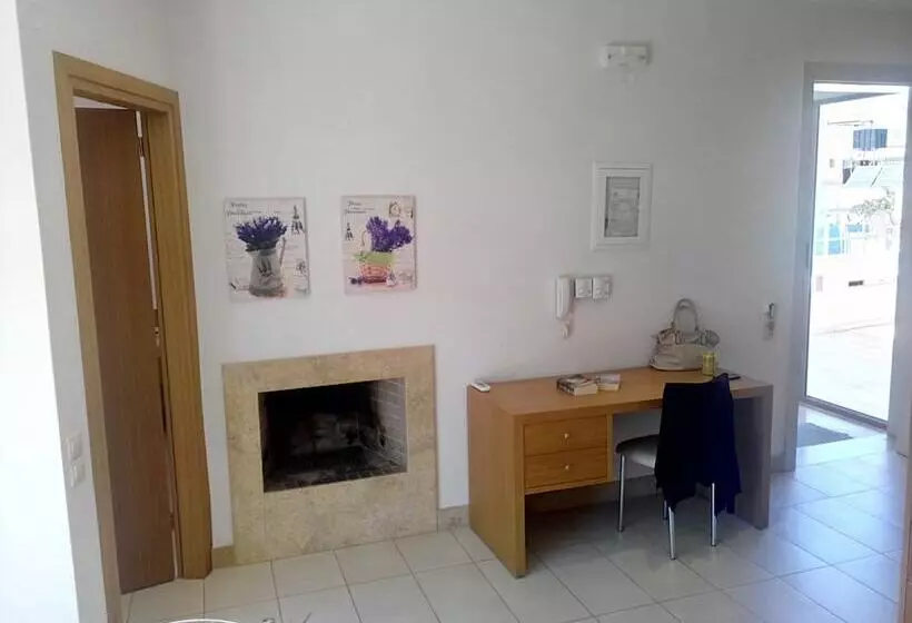 Hotelli Maria Apartments