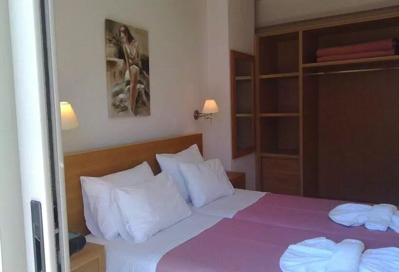 Hotelli Maria Apartments