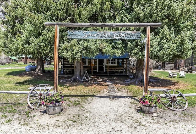 Отель Sawtooth Lodge