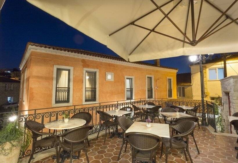 Narimor Urla Butik Otel