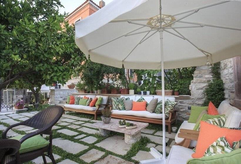 Narimor Urla Butik Otel