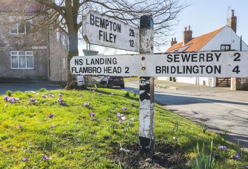 Pebble Cottage Dunnscroft