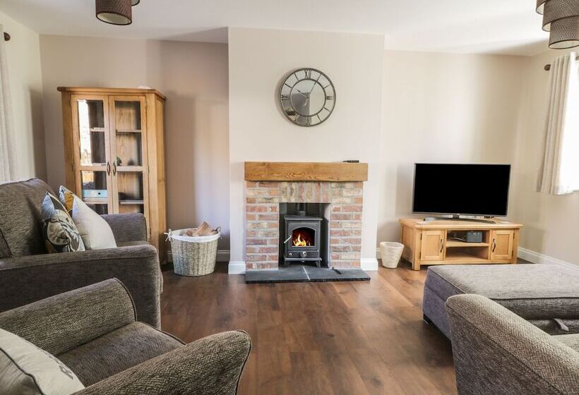 Pebble Cottage Dunnscroft