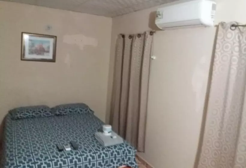 ペンション Inn Residencial Mi Feria