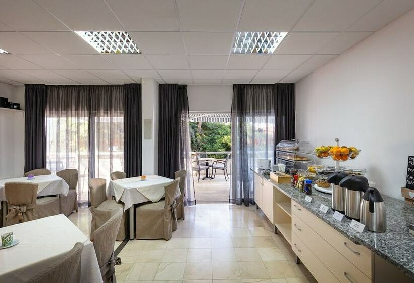 פנסיון Villa Mare