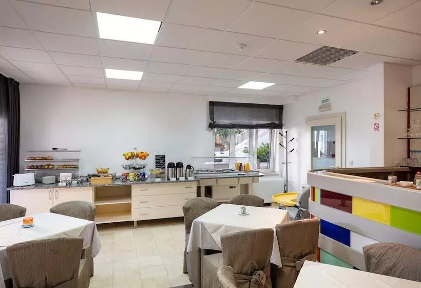 پانسیون Villa Mare