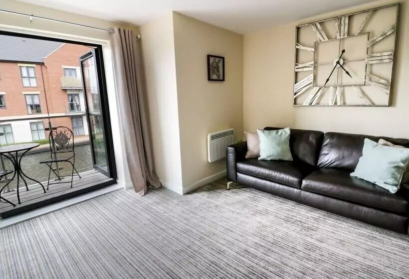 5 Windermere