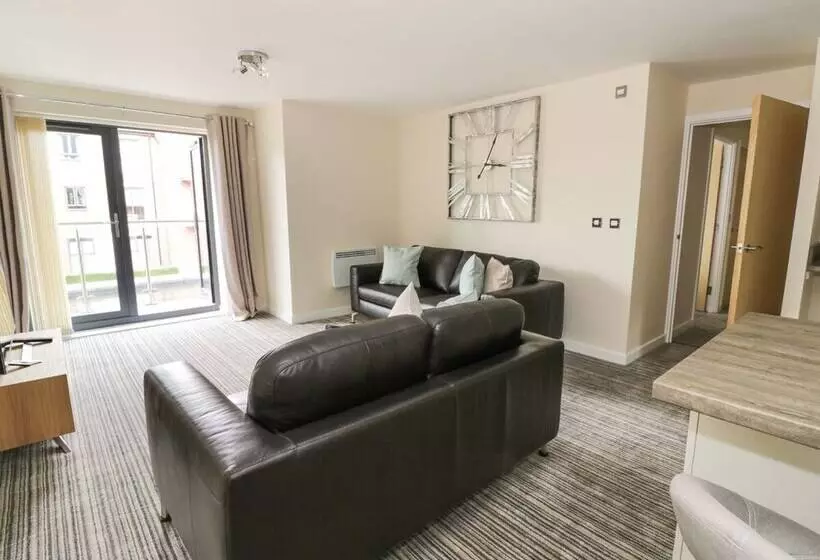 5 Windermere