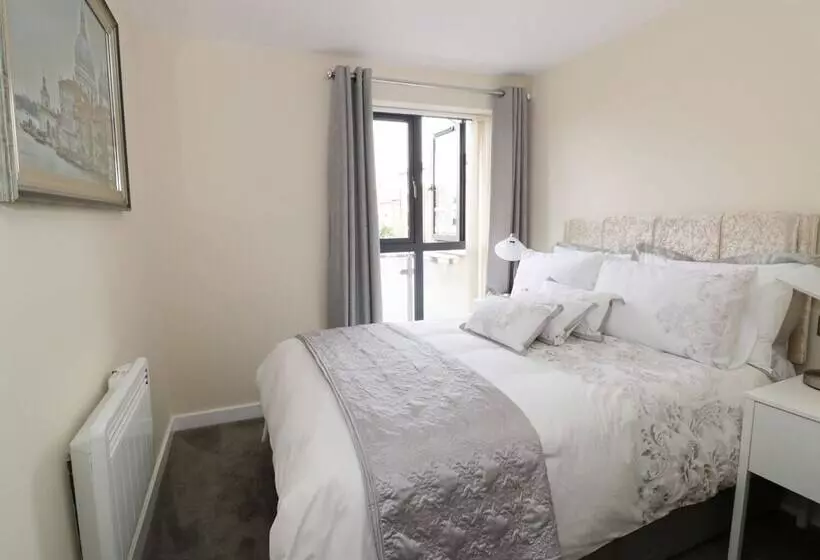 5 Windermere
