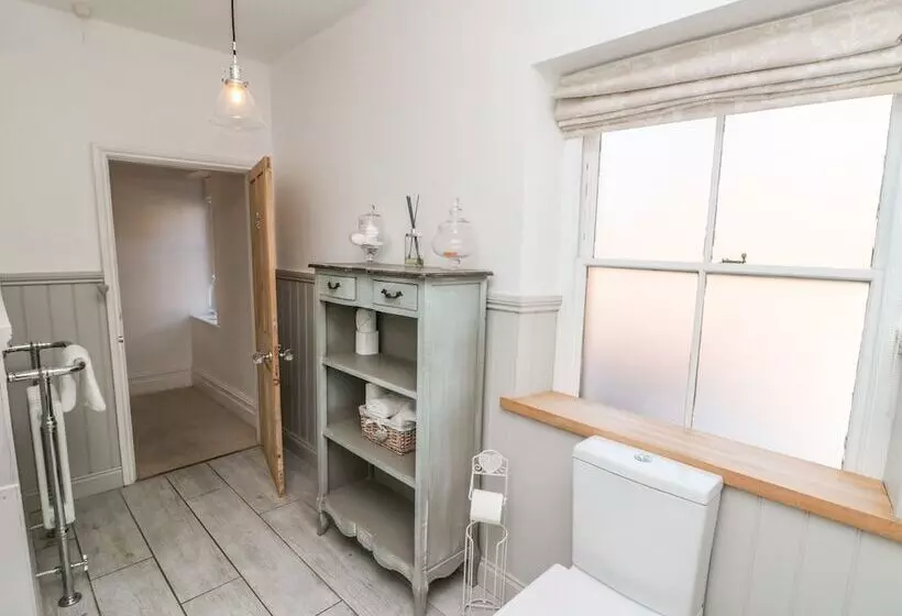 Harriet's Cottage