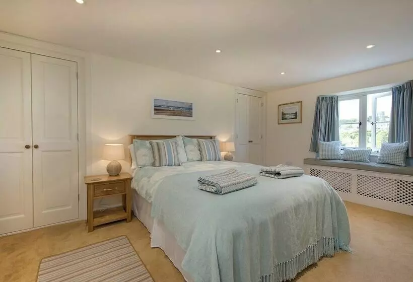Junket Cottage