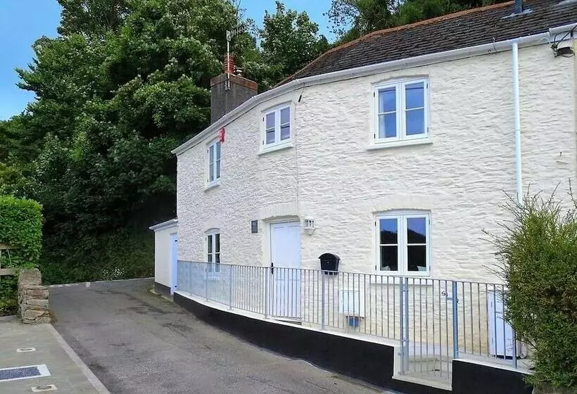 Junket Cottage