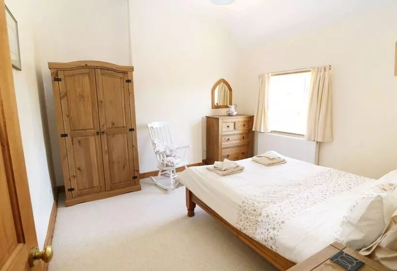 Marsh Cottage